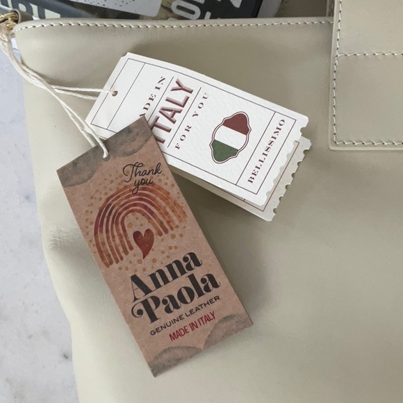 Anna Paola Genuine Leather Italian Tote - Picture 4 of 7